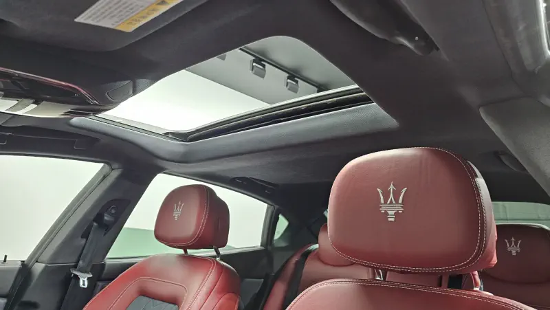 Maserati Quattroporte