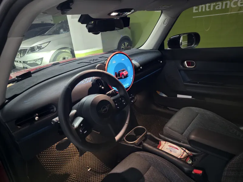 Mini Hatch