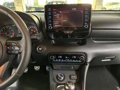 Toyota Yaris(Vitz)