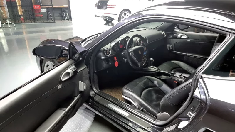 Porsche CAYMAN
