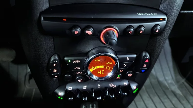 MINI Cooper Convertible