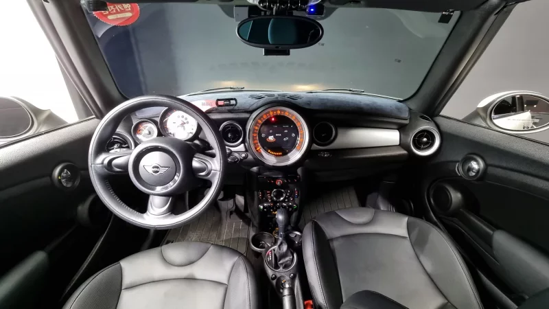 MINI Cooper Convertible