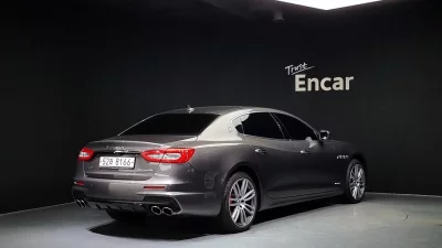 Maserati QUATTROPORTE