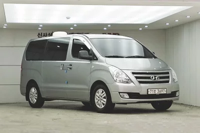 Hyundai Starex