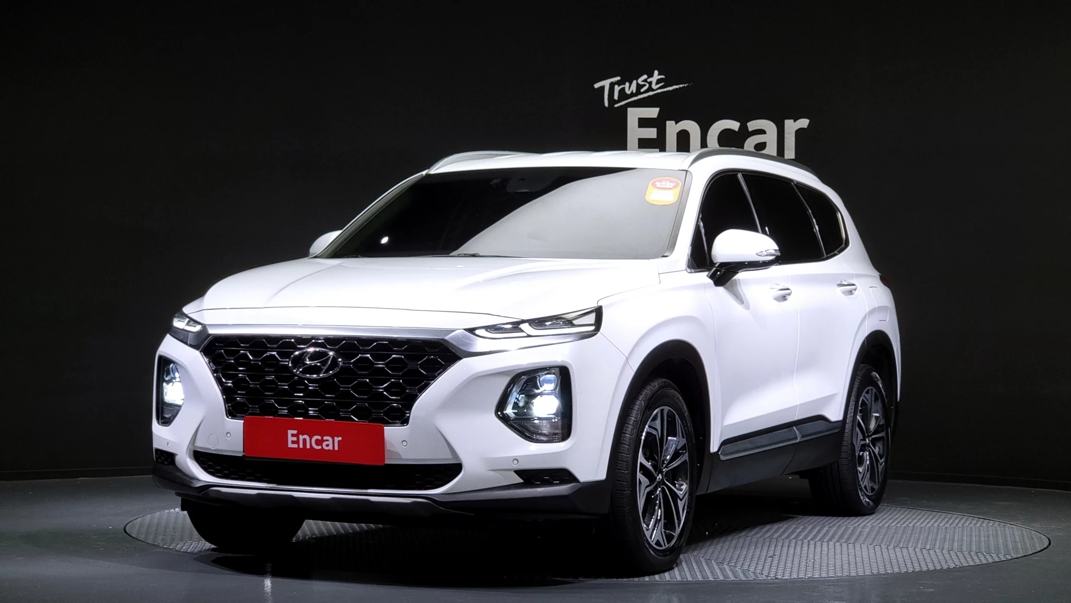 Hyundai Santa Fe 2019 г. лот №36237082 из Кореи, цены с доставкой во  Владивосток.