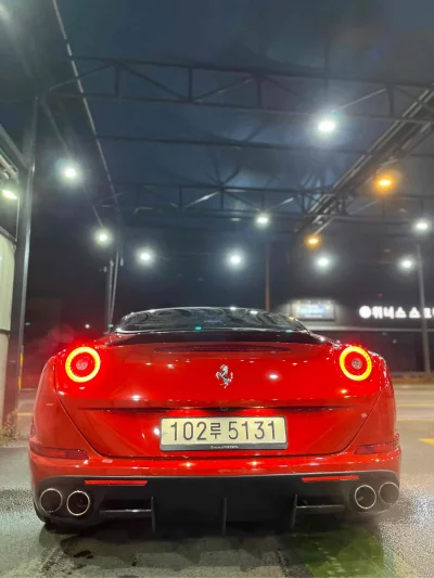 Ferrari CALIFORNIA