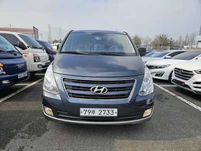 Hyundai Starex