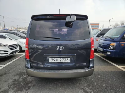 Hyundai Starex