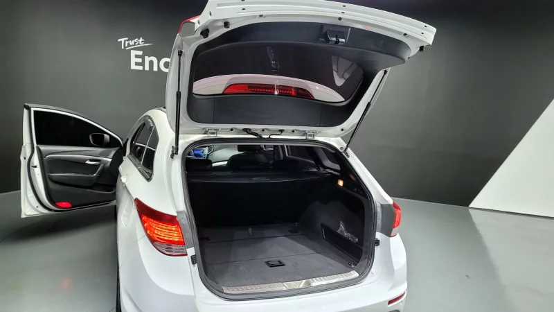 Hyundai I40