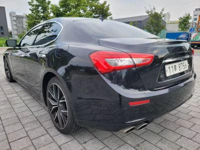 Maserati GHIBLI