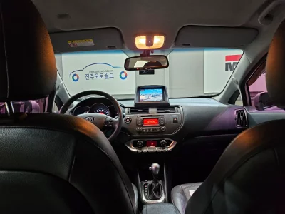 Kia pride