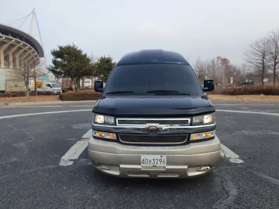 Chevrolet Express Van