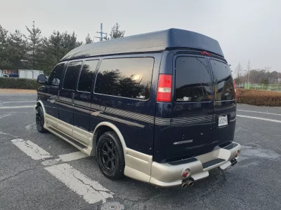 Chevrolet Express Van