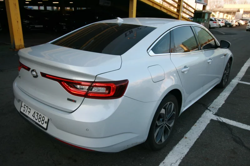 Renault Samsung SM6