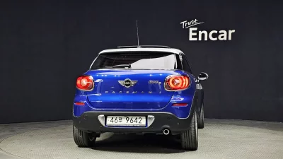 MINI Paceman