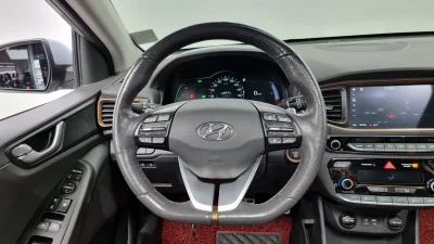 Hyundai Ioniq