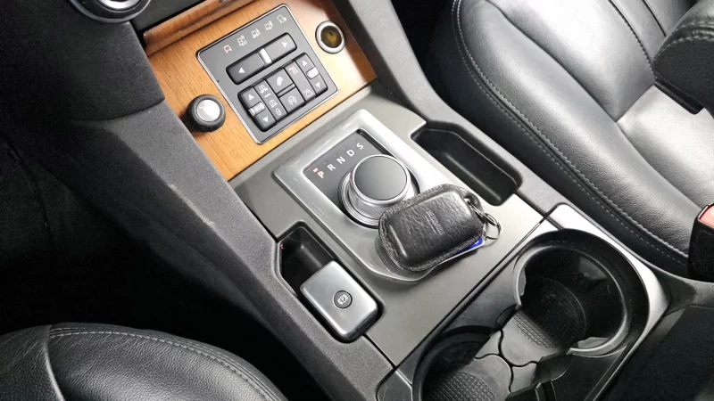 Land Rover DISCOVERY