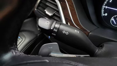 Genesis EQ900