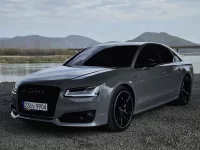 Audi S8