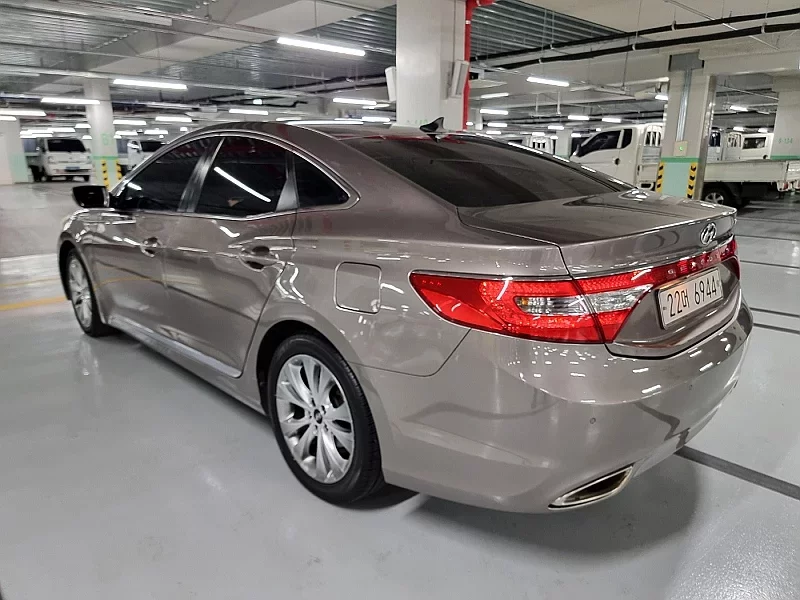 Hyundai Grandeur