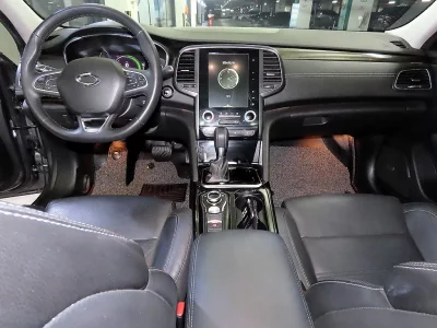 Renault Samsung SM6