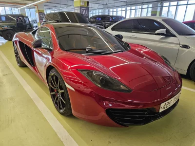 Mclaren MP4-12C