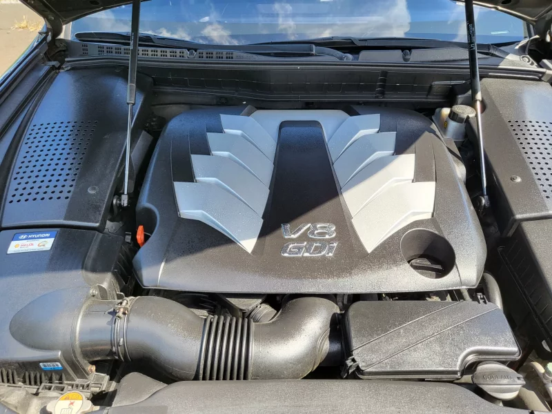 Hyundai Equus