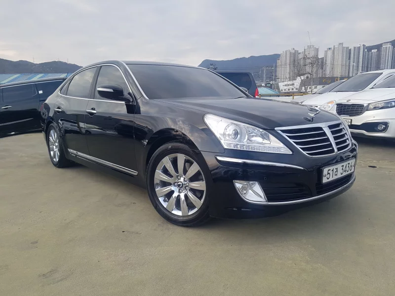 Hyundai Equus