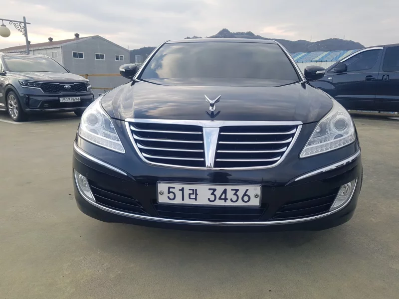 Hyundai Equus