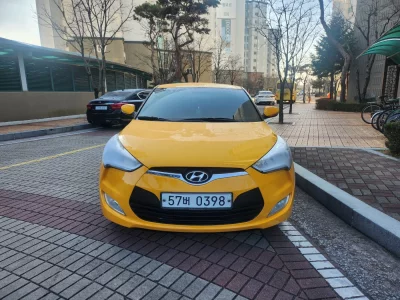 Hyundai Veloster