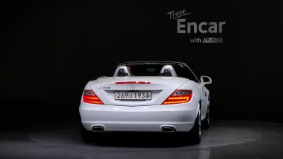 Mercedes-Benz SLK-Class