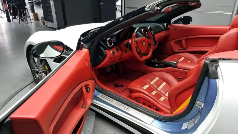 Ferrari CALIFORNIA