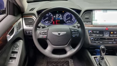Hyundai Genesis