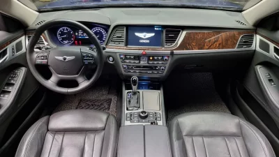 Hyundai Genesis