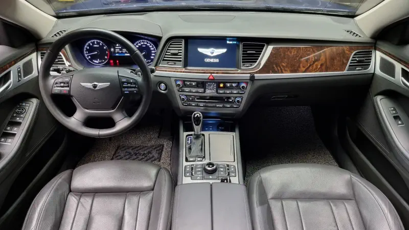 Hyundai Genesis
