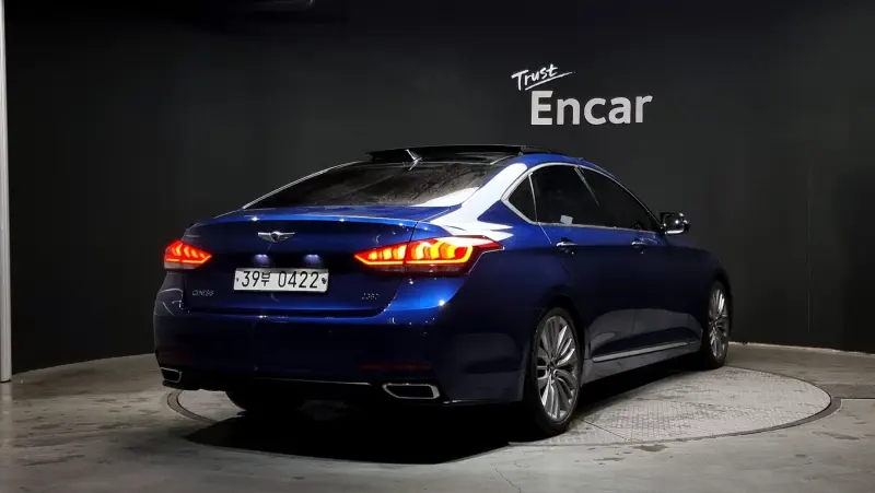 Hyundai Genesis