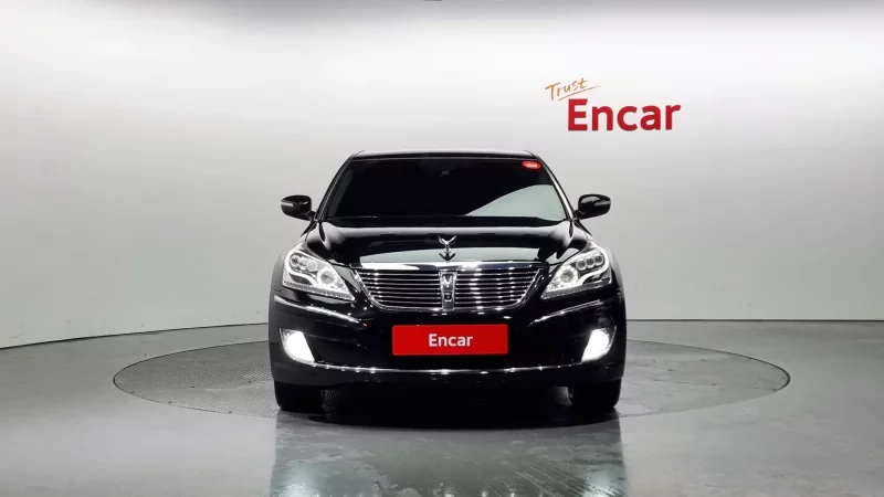 Hyundai Equus