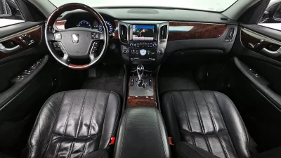 Hyundai Equus