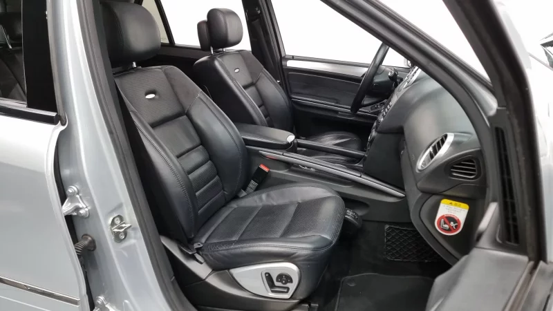 Mercedes-Benz M-class