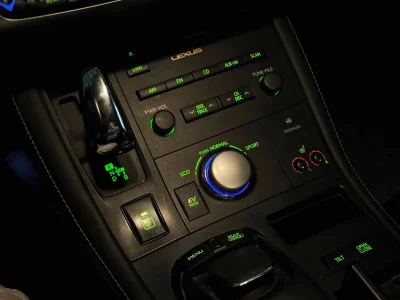 Lexus CT200h