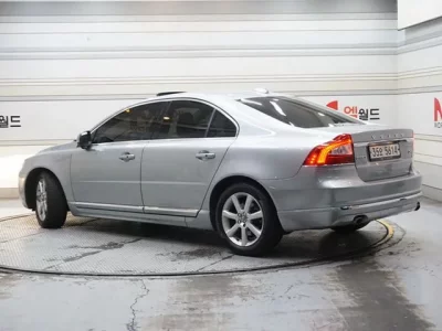 Volvo S80