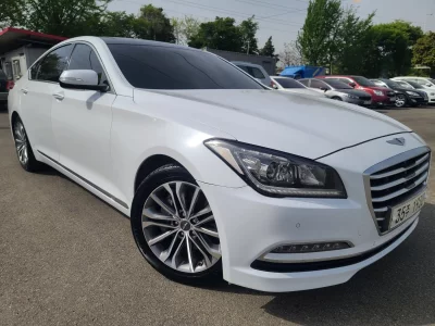 Hyundai Genesis