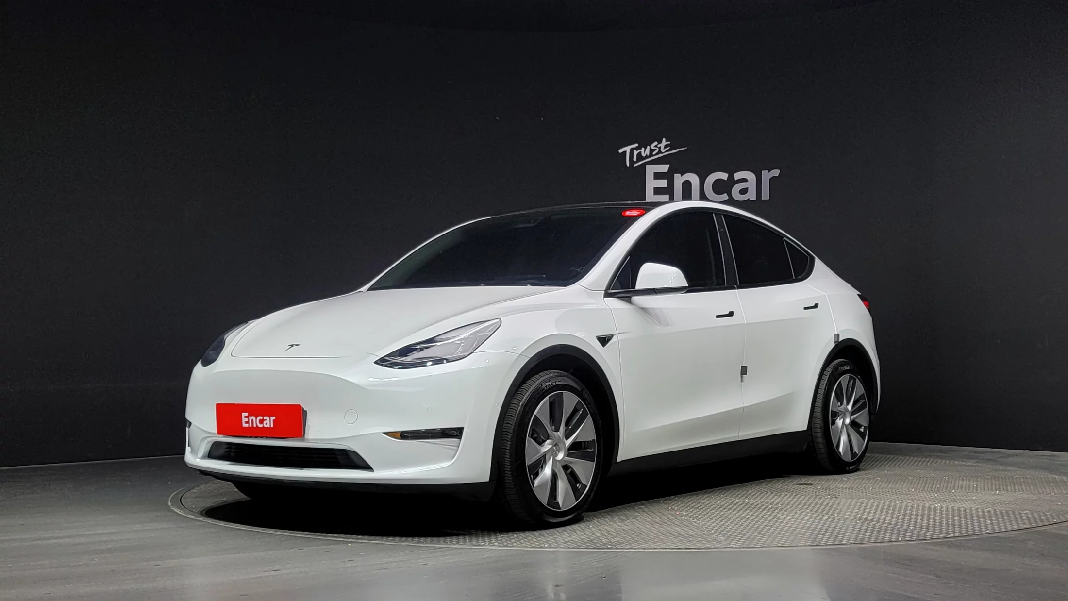 Tesla Model Y 2021 г. лот №37302131 из Кореи, цены с доставкой во  Владивосток.