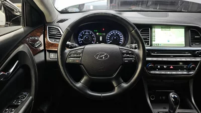 Hyundai Aslan