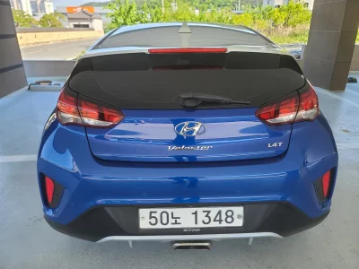 Hyundai Veloster