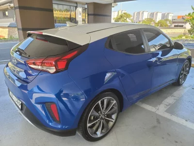 Hyundai Veloster