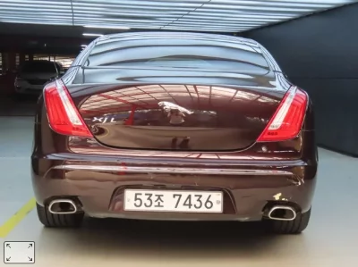 Jaguar XJ