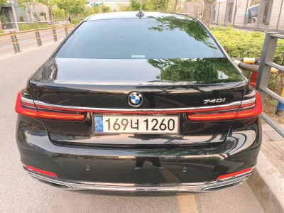 BMW 7-Series