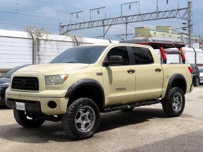 Toyota TUNDRA