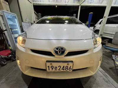 Toyota PRIUS  из Кореи